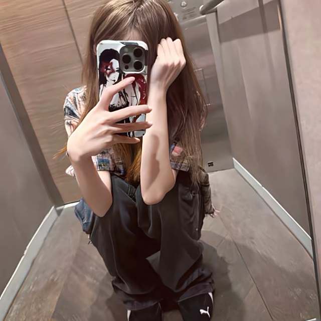 走过的路也曾锈迹驳驳