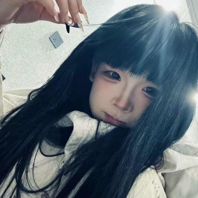 我不需要细水长流 轰轰烈烈的爱 我只需要你与我同在