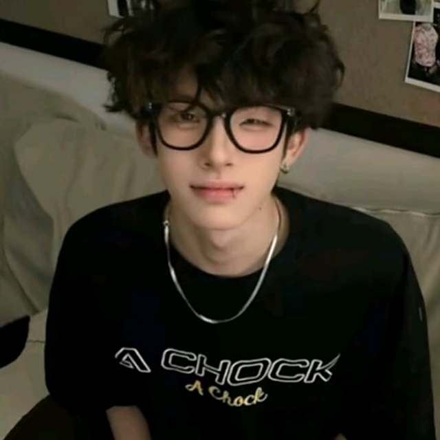 𝘿𝙅（𝙧𝙚𝙢𝙞𝙭）什么都是短暂的 只有失去是长久的。