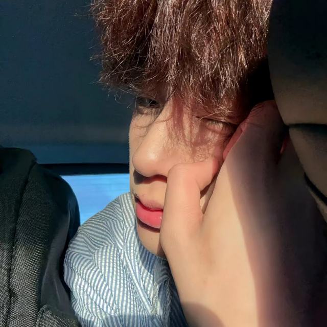 我们都没有想象的那么坚强